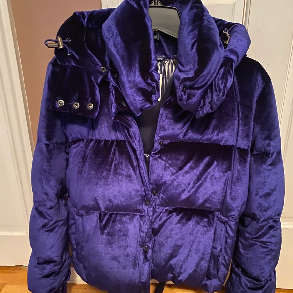 SAM Velvet puffer